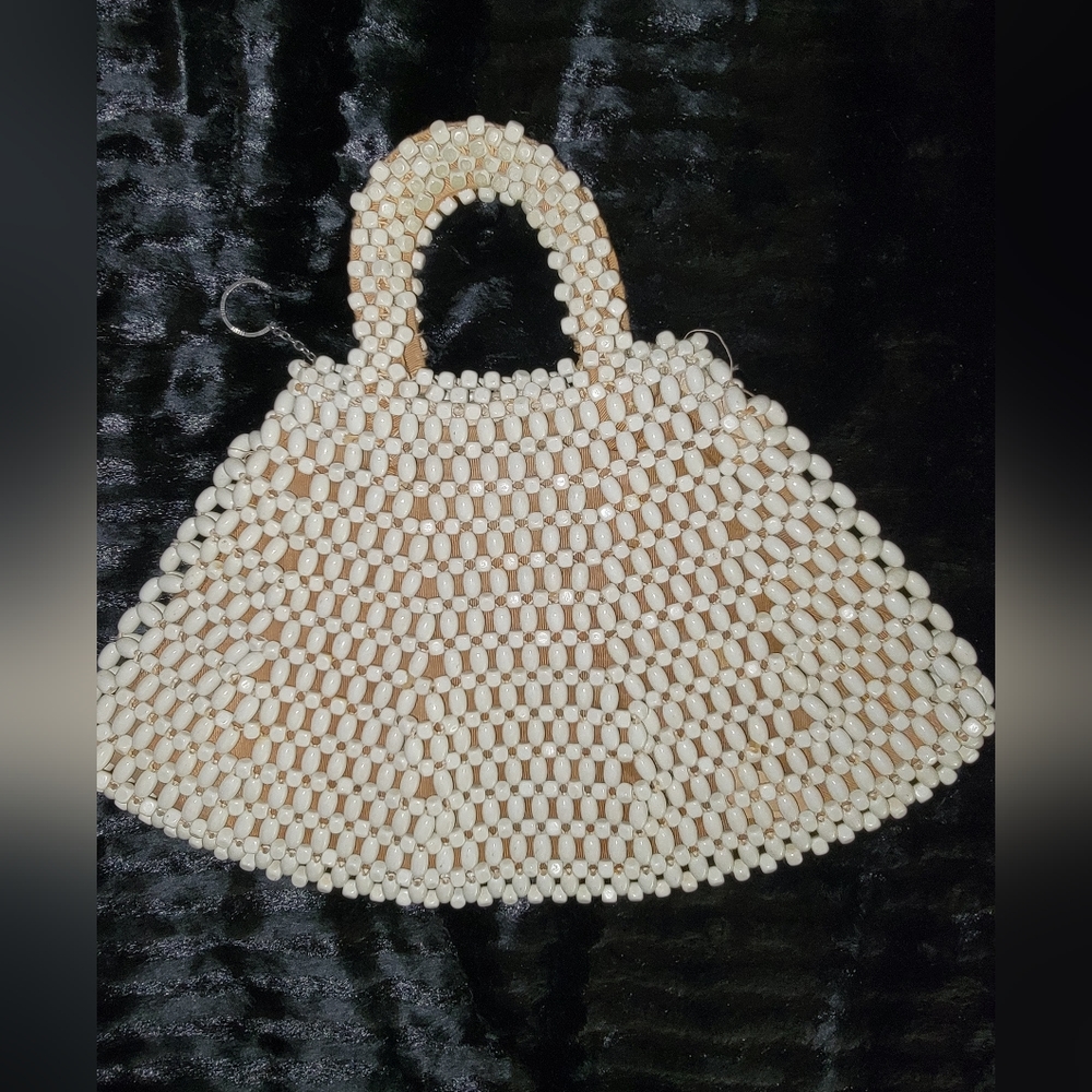 *VTG* Blanco Beaded Purse